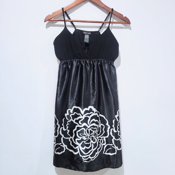 Wet Seal Y2K Womens Black Satin Floral Empire Waist Mini Dress Size Large 90s - Picture 1 of 8